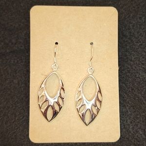 Silver dangle earrings NWOT